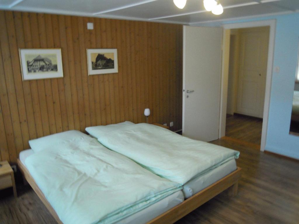 Hotel Hirschen ลองโน ภายนอก รูปภาพ